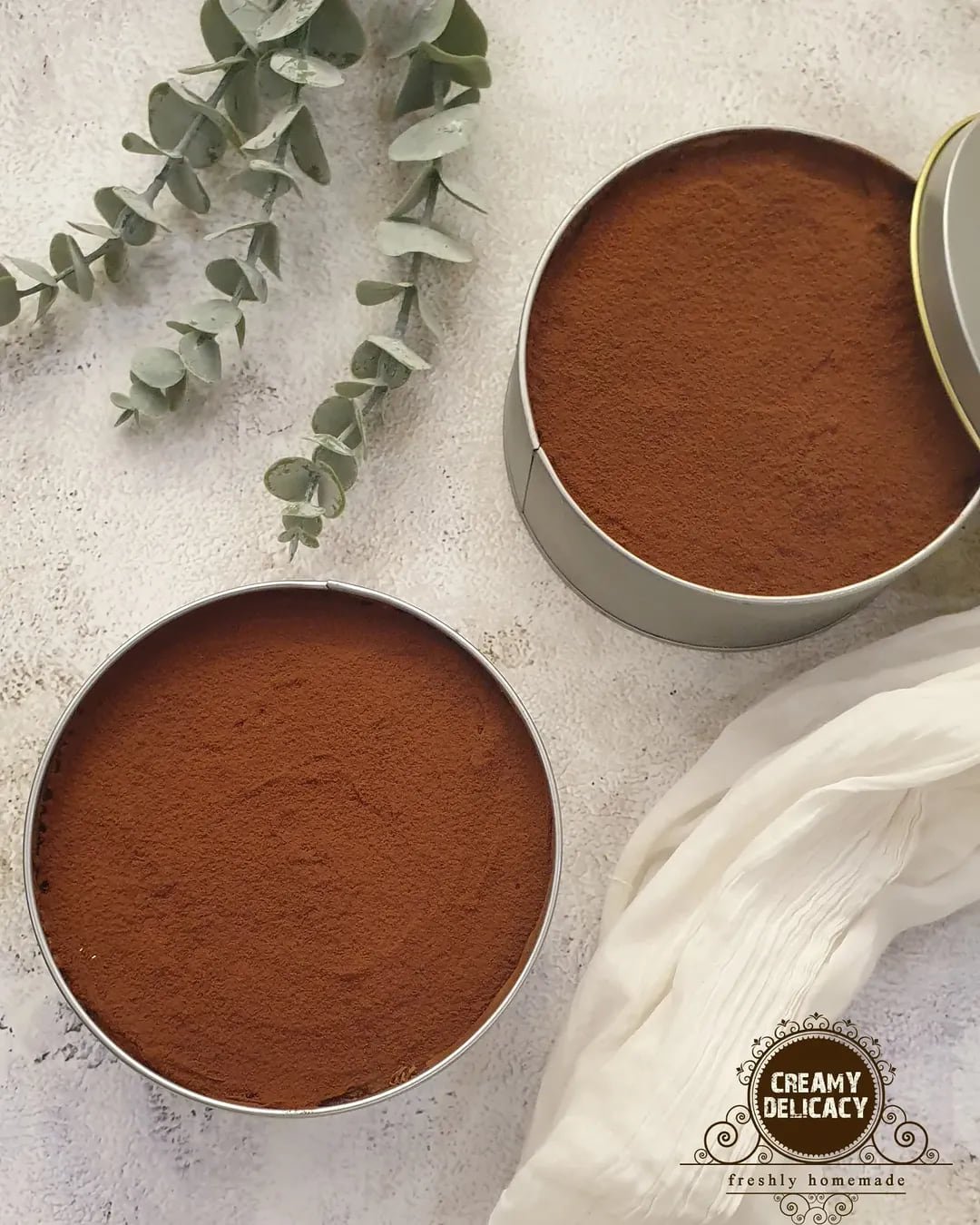Chocolate Indulgence tubs dusted with cocoa